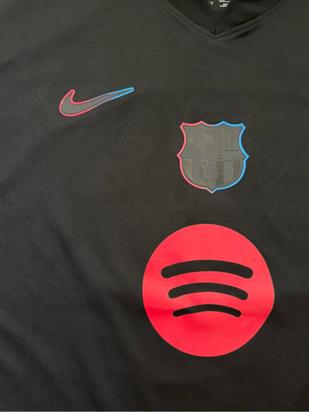 Nike Barcelona Away 2025 Black Soccer Jersey with Red & Blue Panels - Picture 3 of 5